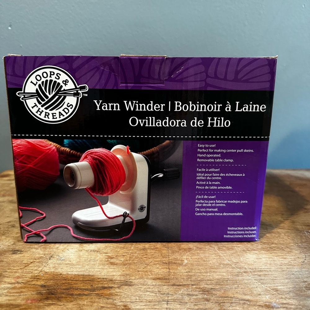 Yarn Winder - White and Red